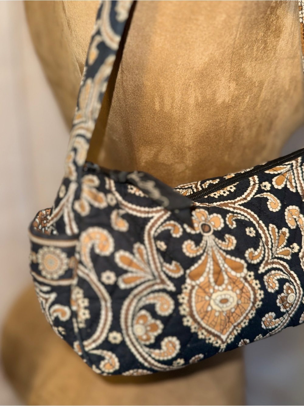 Vera Bradley Retired shoulder bag quilted "Caffe Latte" paisley pattern - Picture 2 of 9